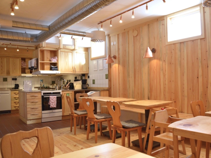 Självhushållskök på Grövelsjöns fjällstation.